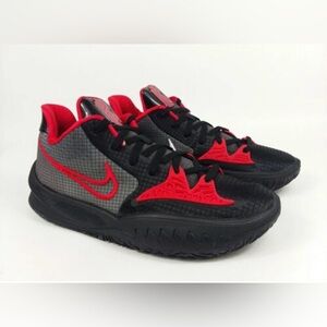 Nike 2021
Nike Kyrie Low 4 'Bred' Sneakers